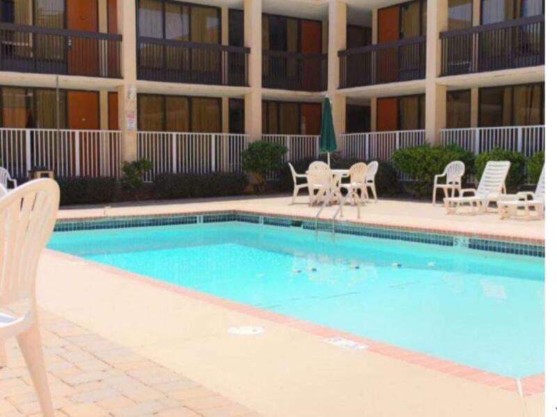 Wyndham Garden Atlanta Airport Hotel College Park Exterior foto
